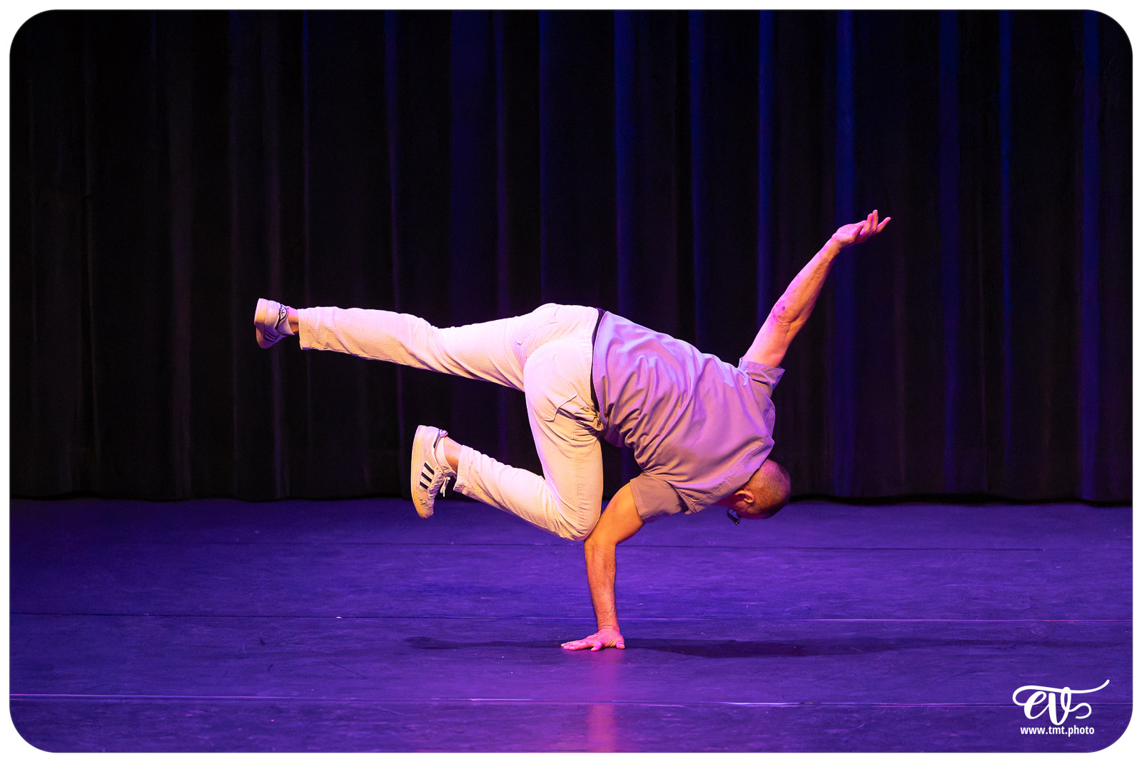 ECOLE DE DANSE CÉCILE ADAMOW